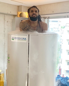 山形ワイヴァンズのマドゥアバム選手ご来店！